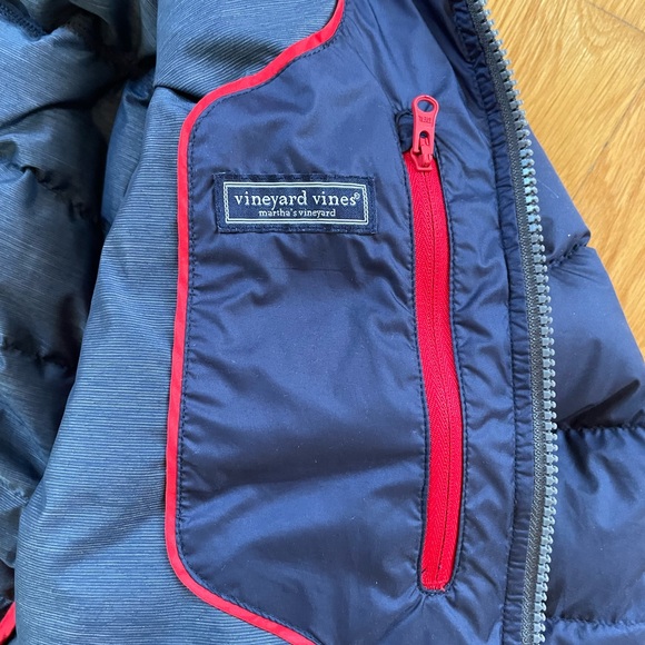 Vineyard Vines Puffer jacket, midnight Navy,Men’s size Large, runs small - Picture 8 of 14